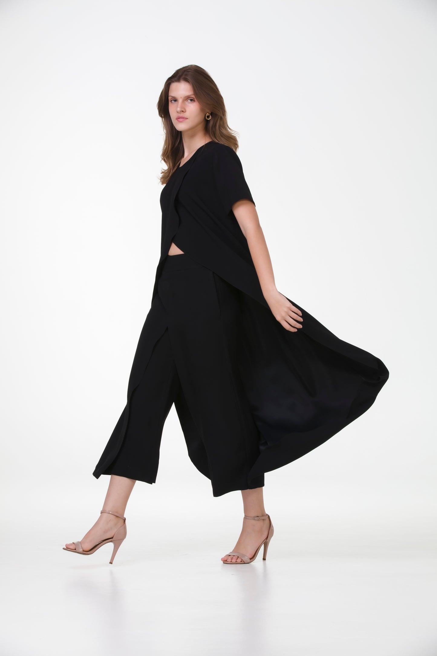 Conjunto Túnica Tulipa e Pantacourt Indiana em Crepe Patou Preto