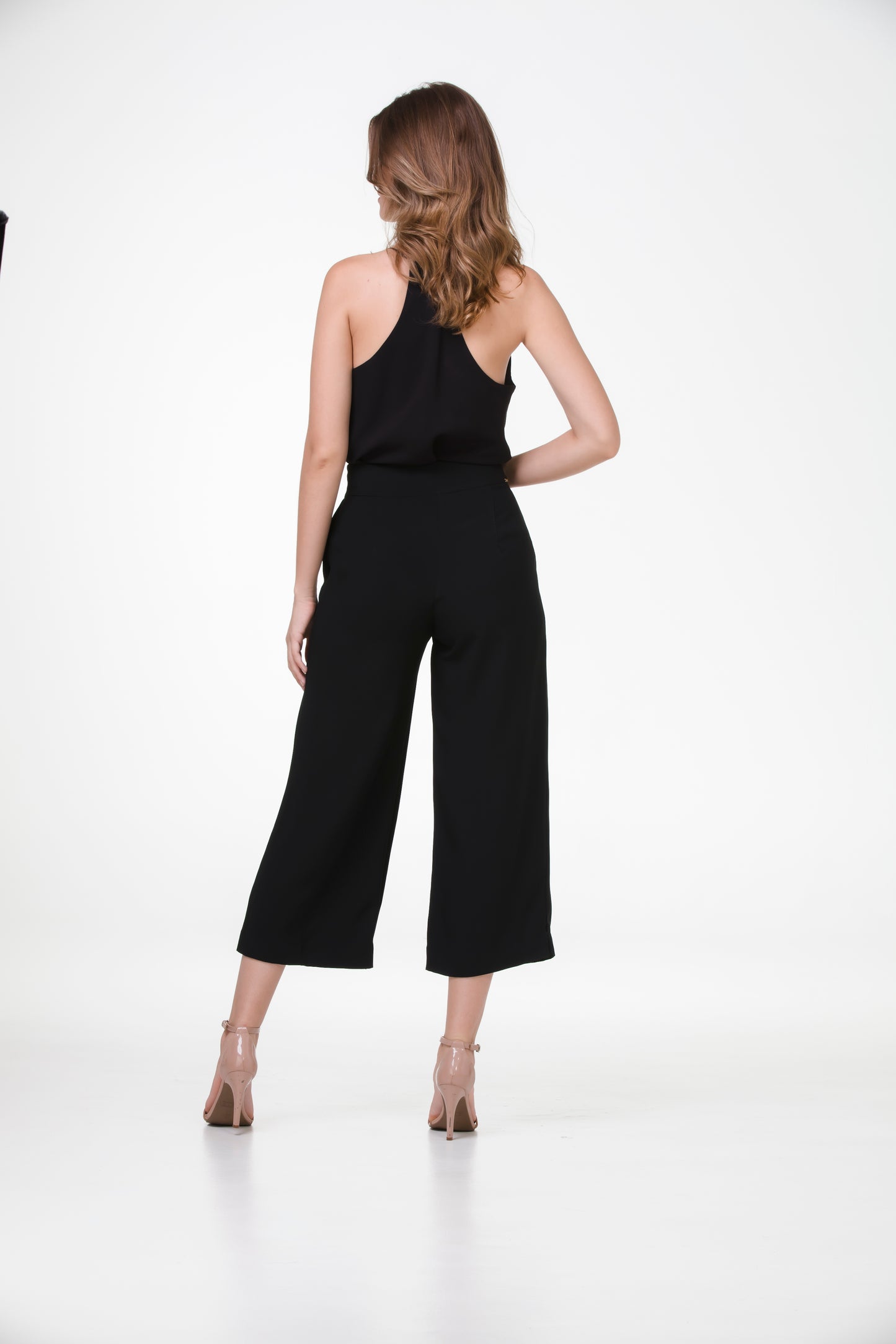Pantacourt Indiana em Crepe Patou – Preto